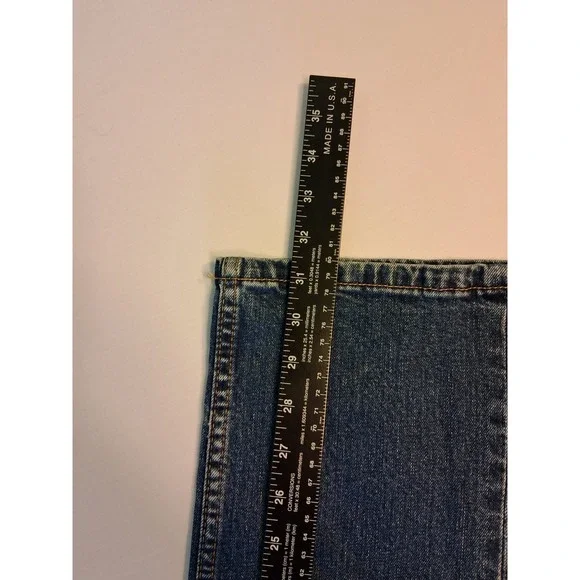 Classic Levis 505 Regular Fit Jeans Mens 32x34 Medium Wash Blue Straight Leg - Picture 3 of 7